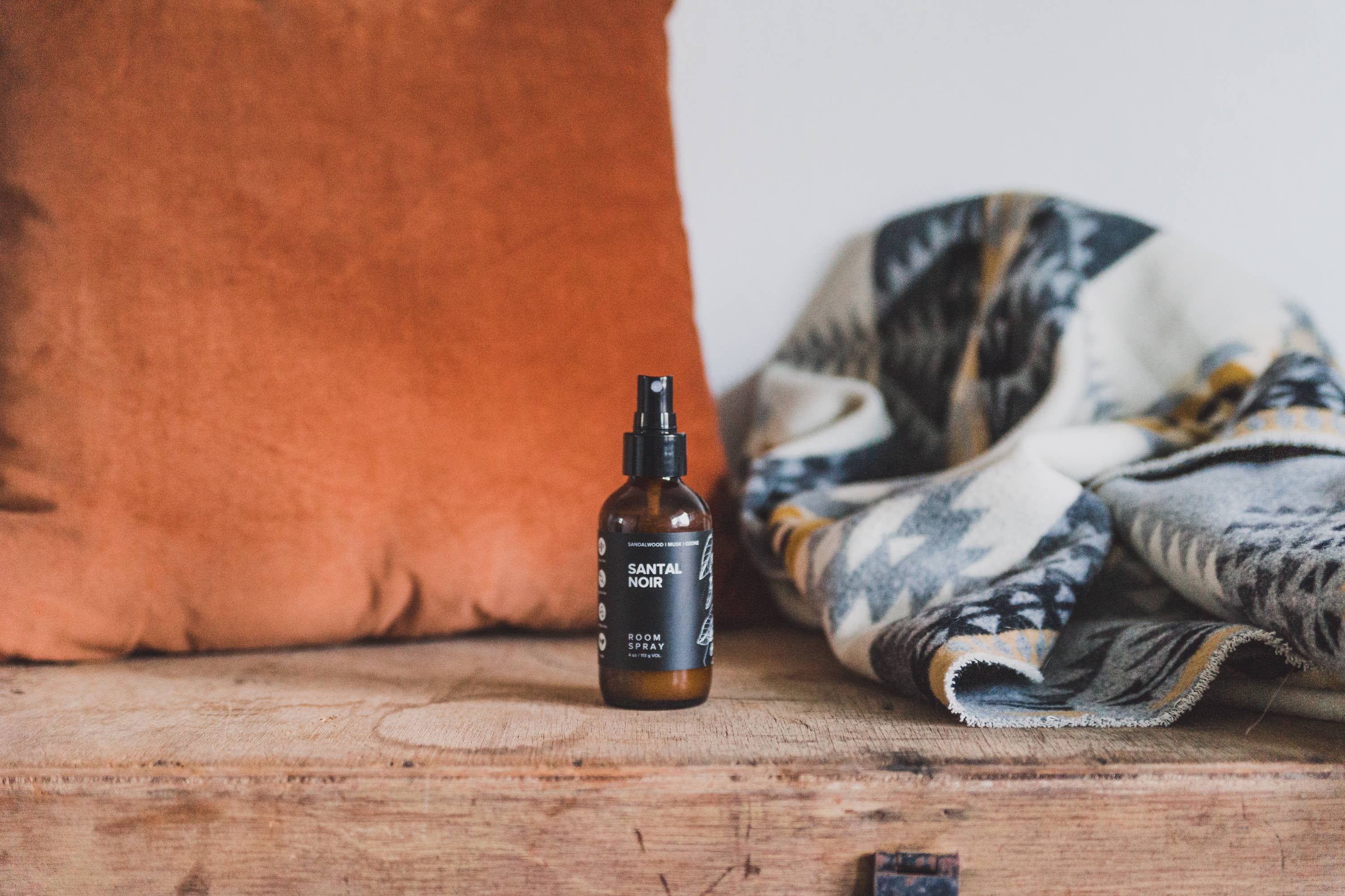 Santal Noir Man Spray 4 oz | Broken Top