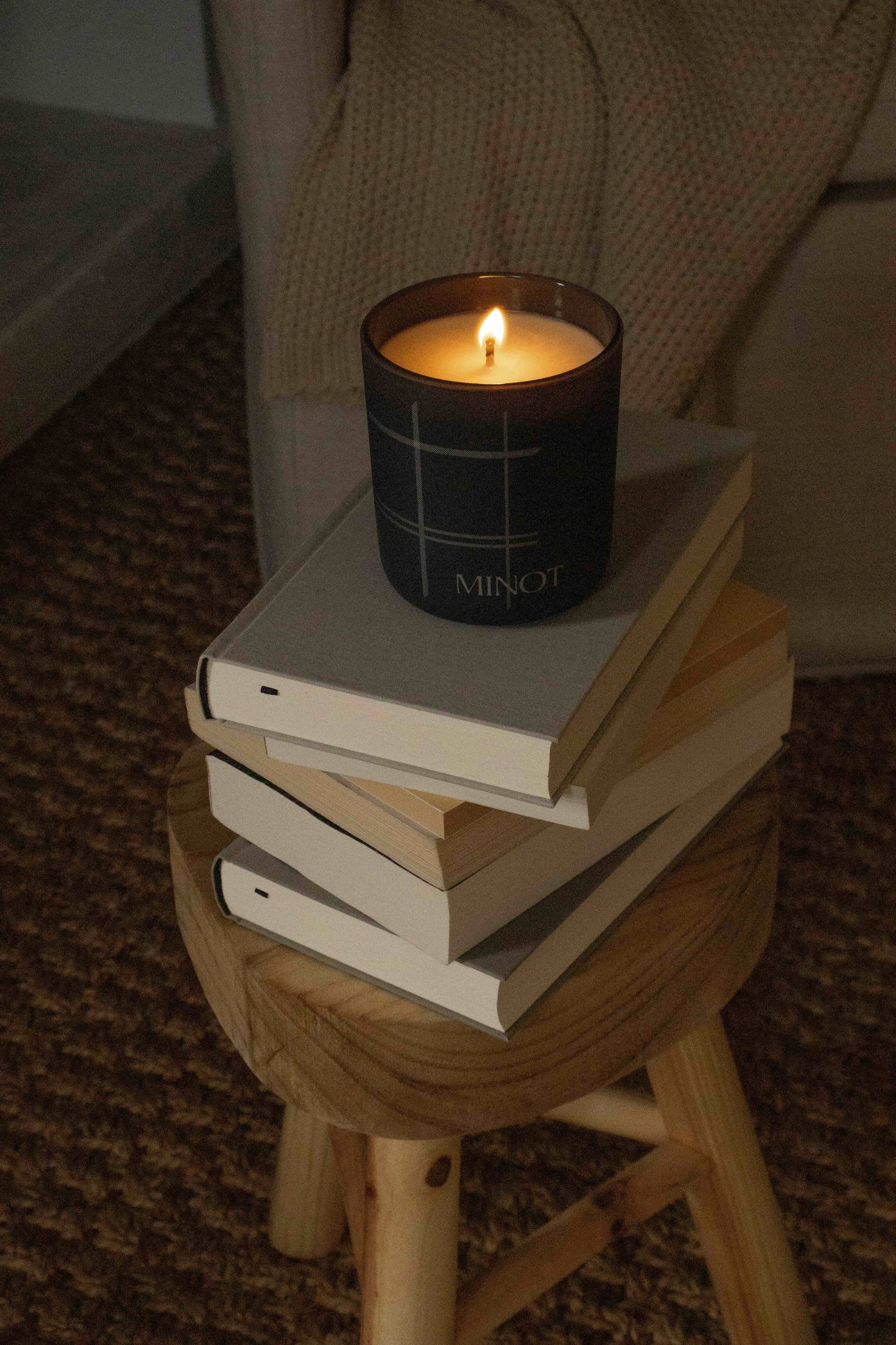 Frost Candle | Minot