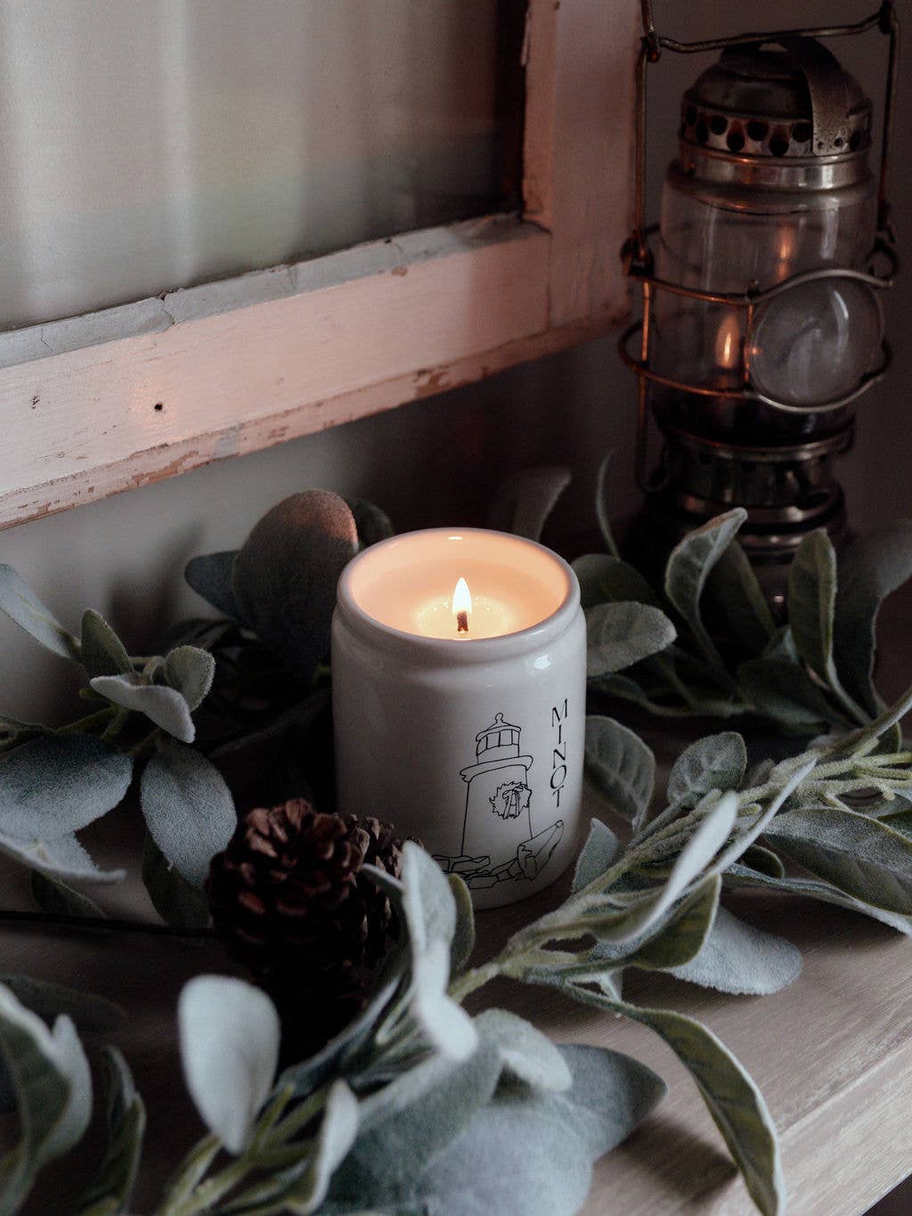 Yuletide Cheer Candle | Minot