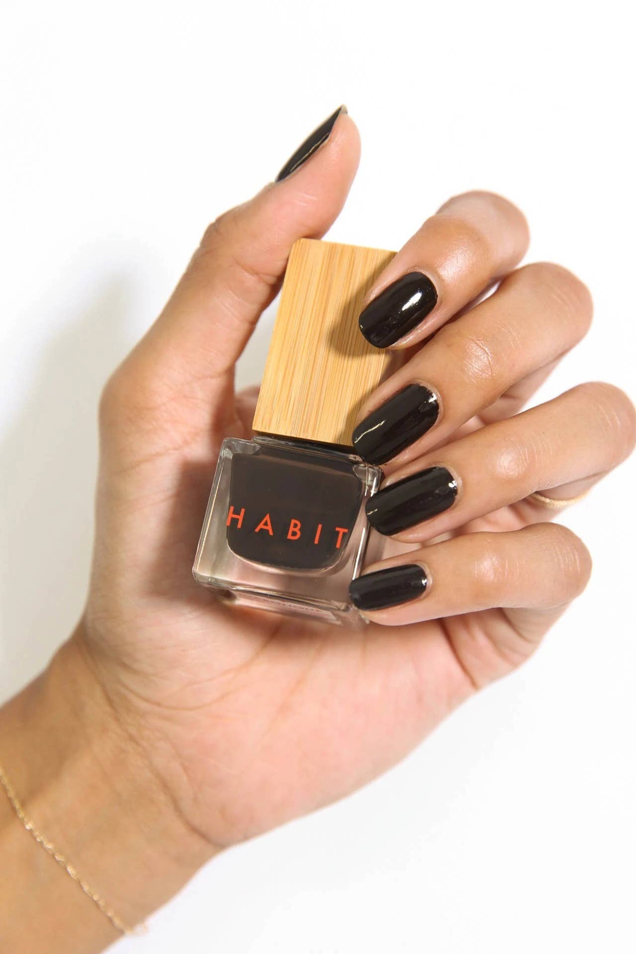 22 Diabolique | Habit Cosmetics