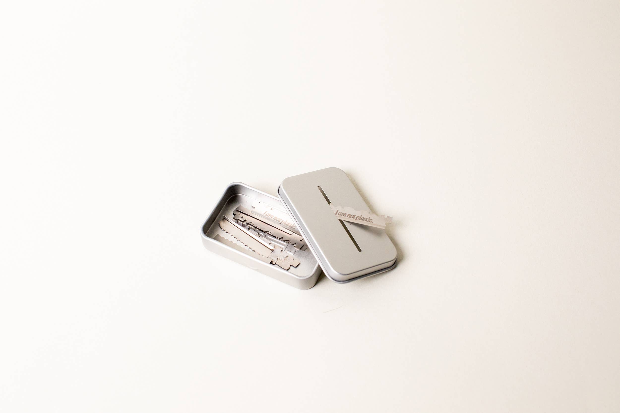 Razor Blade Recycling Tin | Leaf Shave