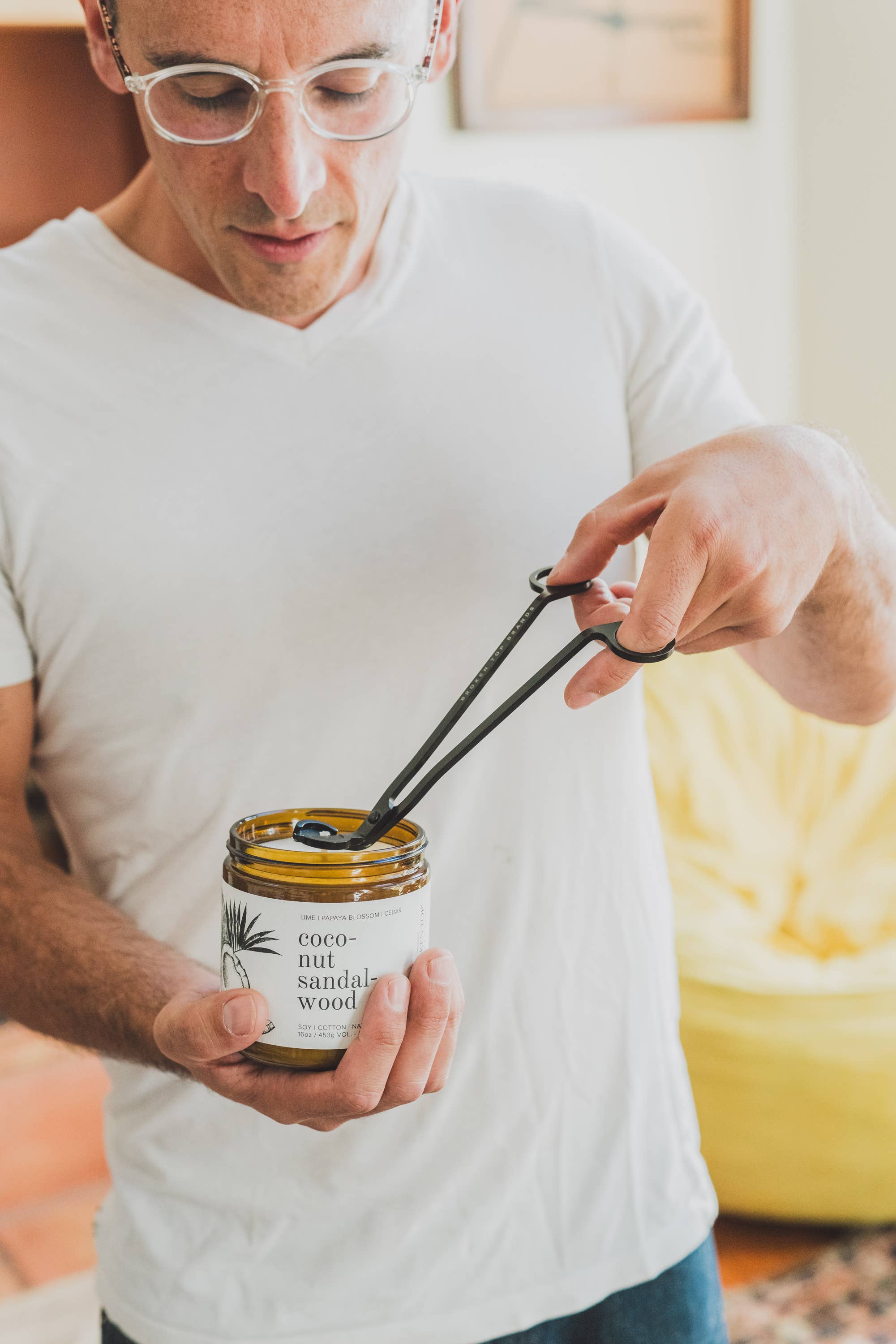 Natural Soy Candle 16 oz Coconut Sandalwood