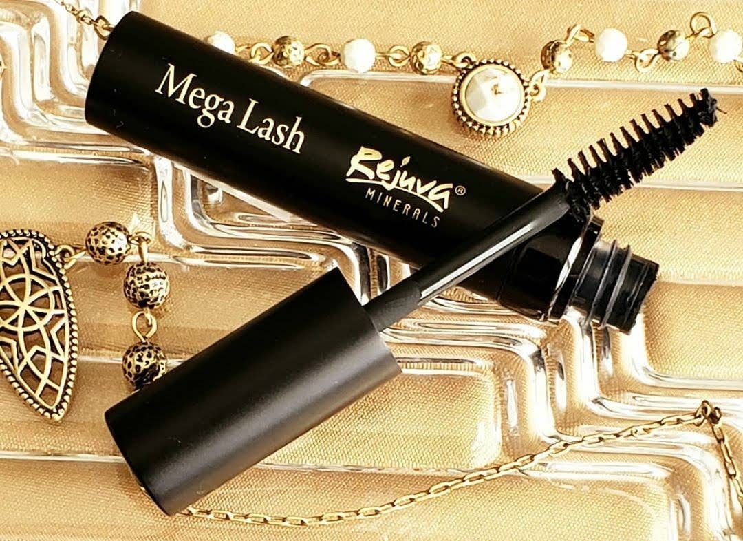 Mega Lash Mascara | Rejuva Minerals