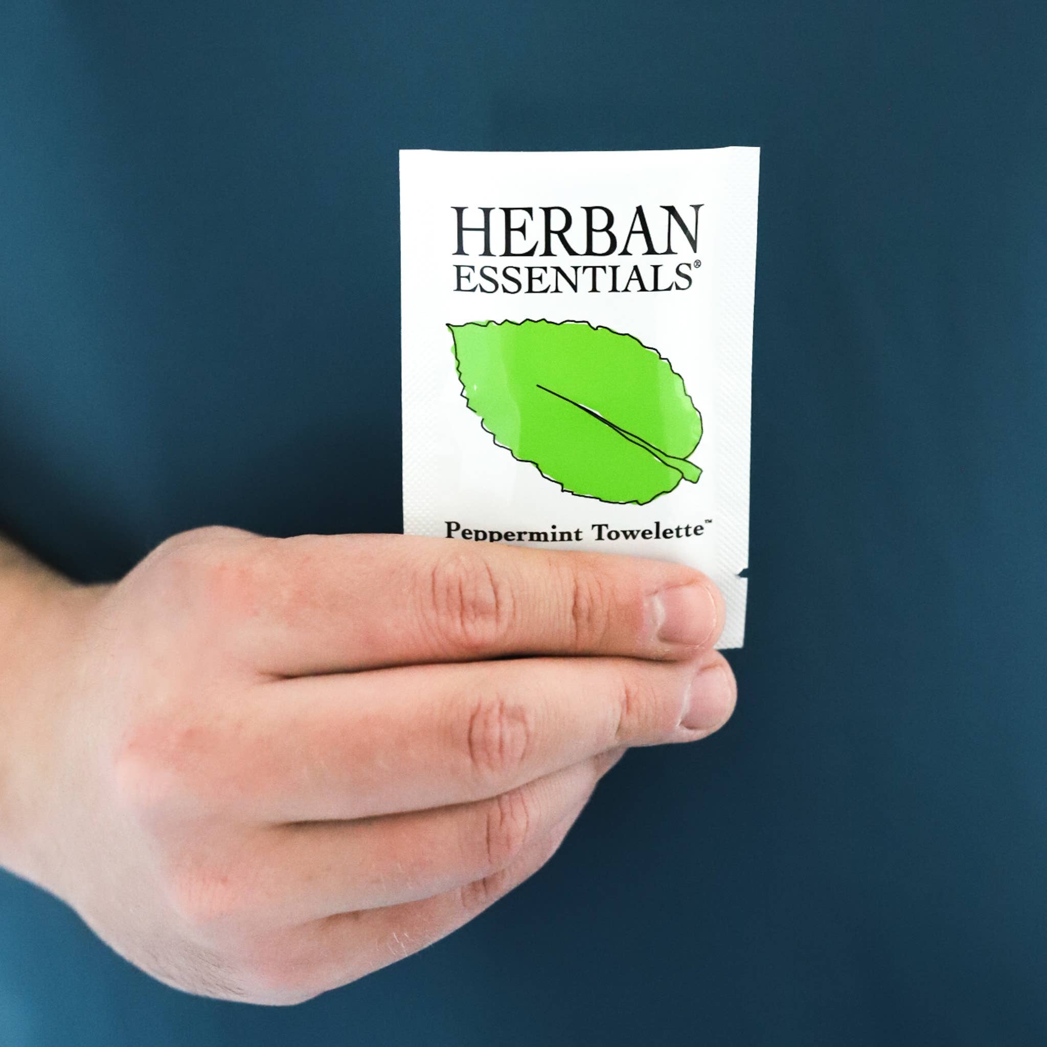 Peppermint Towelettes  - 20 Individual Essential Oil Wipes | Herban Essentials