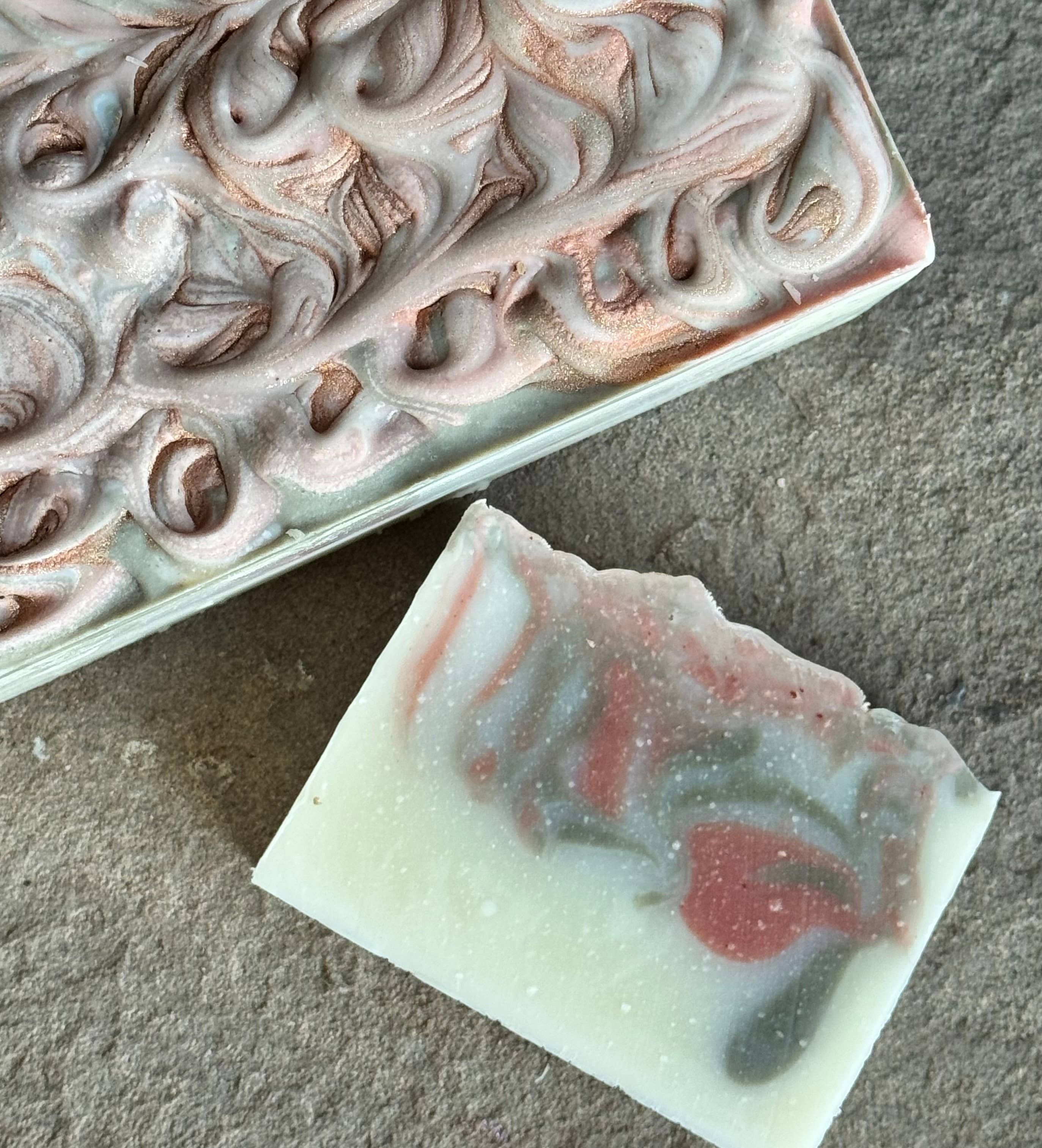 Minted Devotion Soap | Goldfinch Meadows