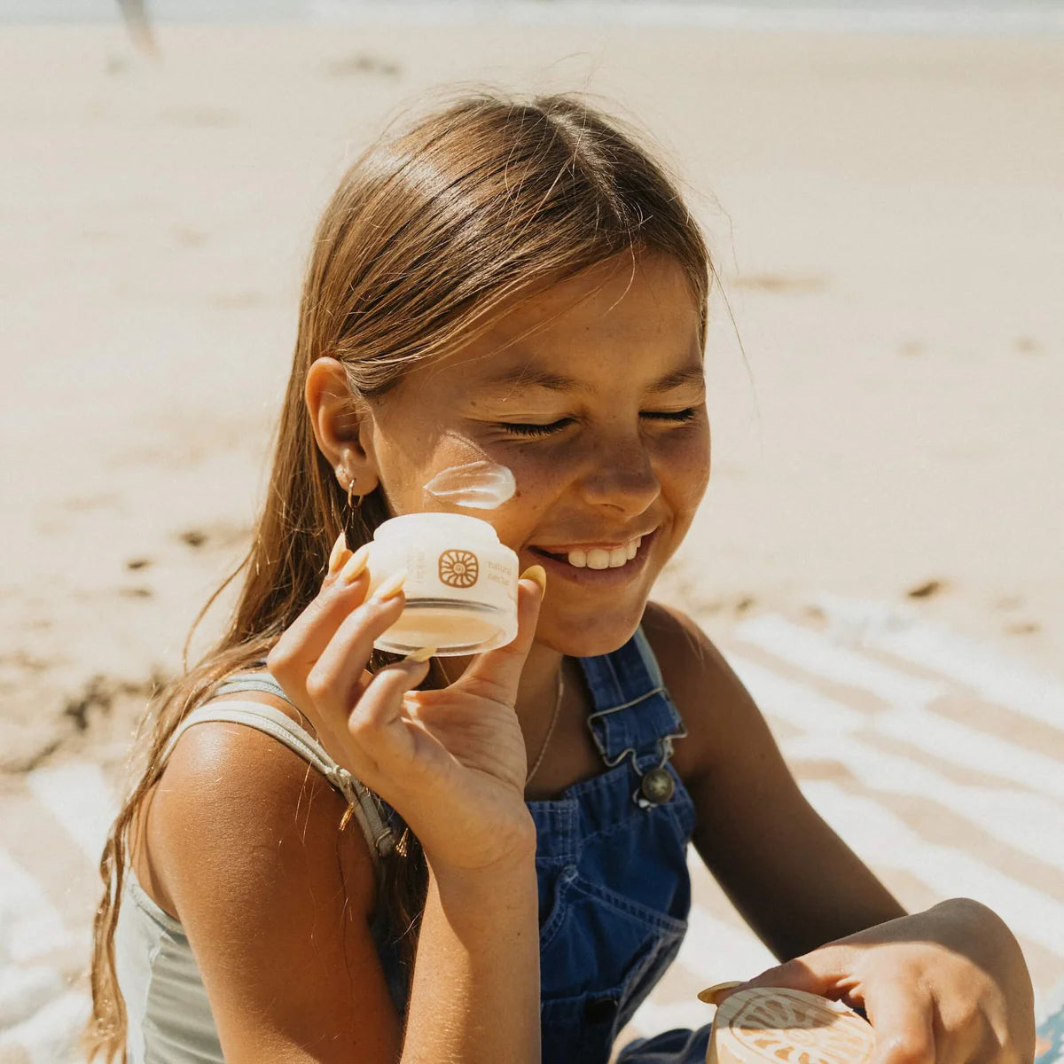 Natural Mama Tallow Balm 2oz | Honeybee Hippie