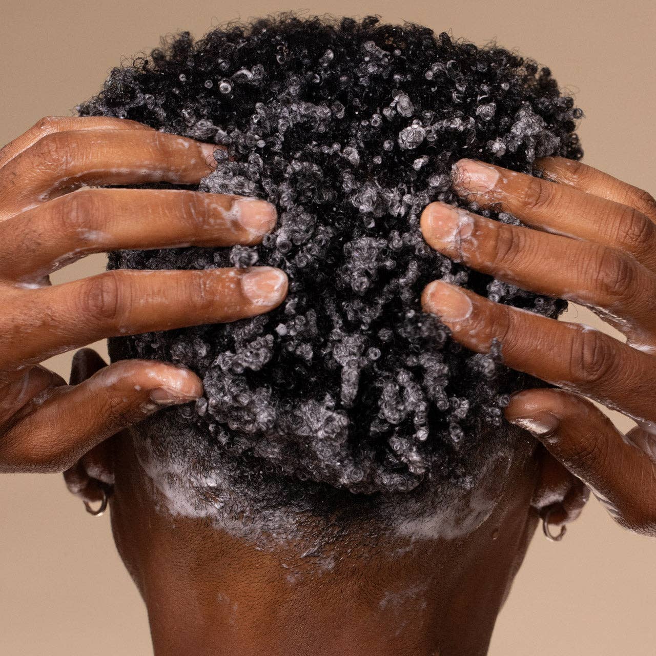 Moisturizing Coconut Oil Shampoo | KITSCH
