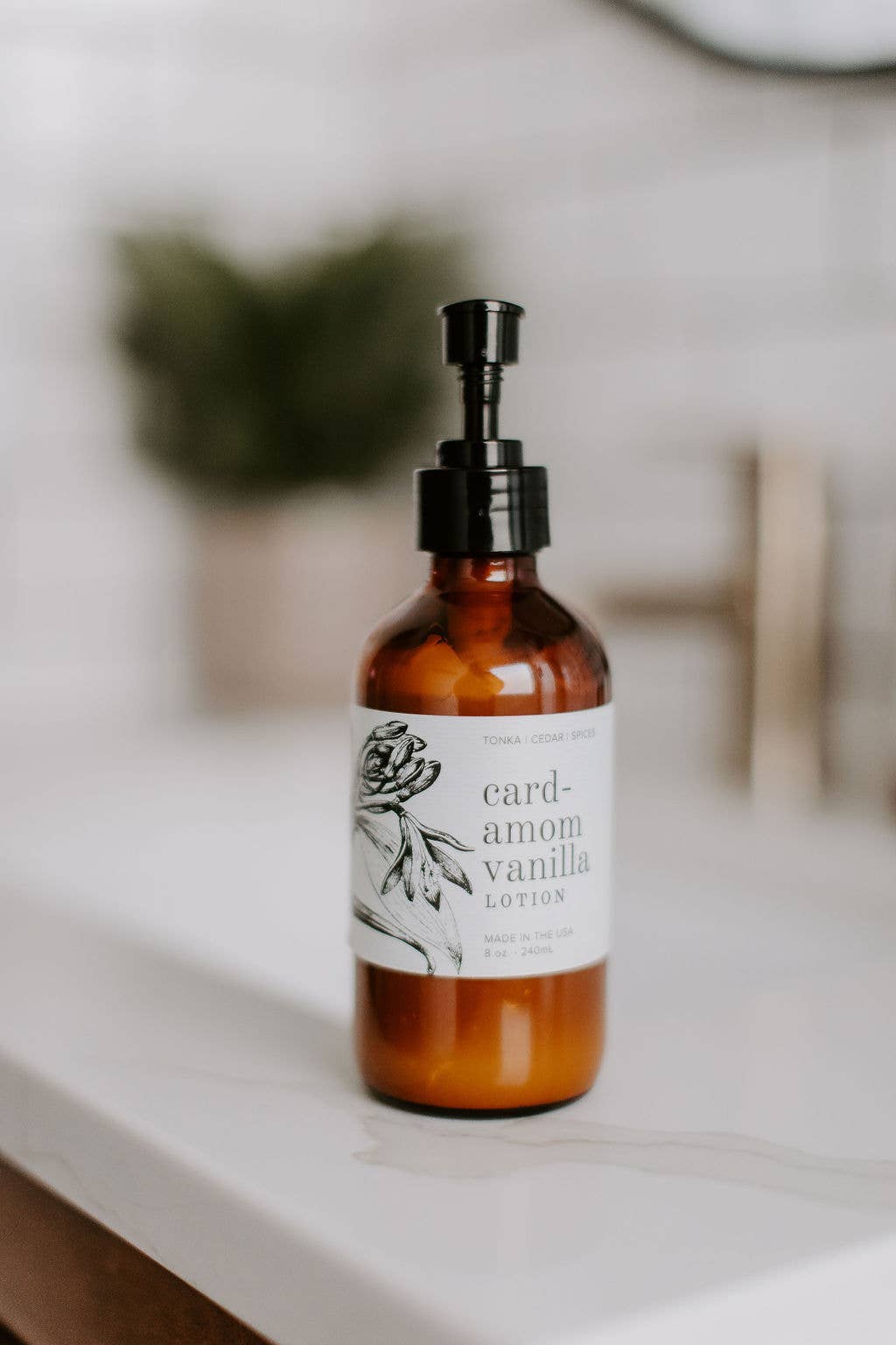 Lotion 8 oz Cardamom Vanilla | Broken Top