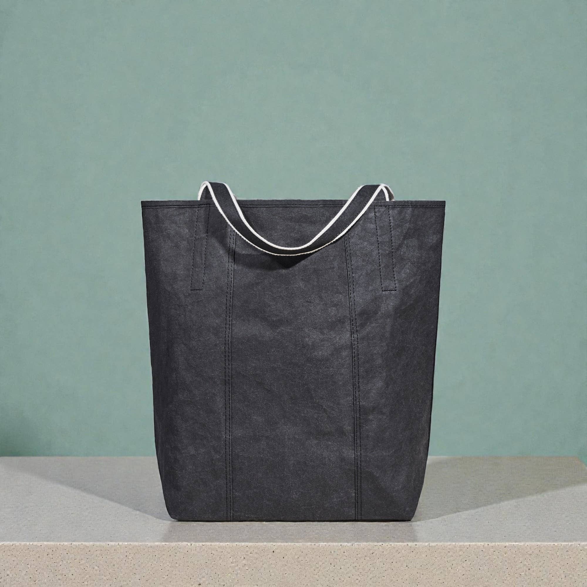 Iconic Shopper with Inner Pocket, Reusable Tote Bag | Out of the woods