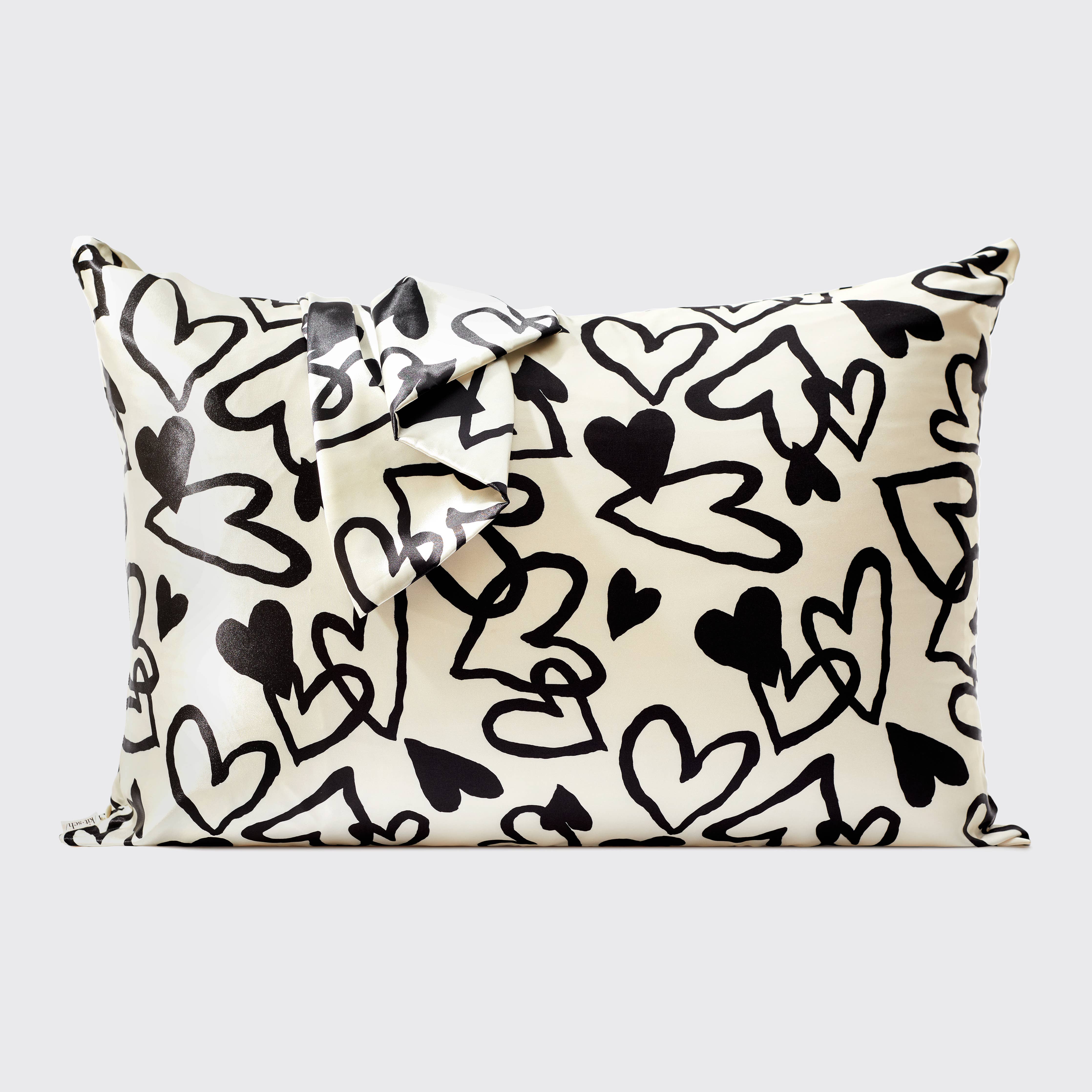 Satin Pillowcase Standard - Heart | KITSCH