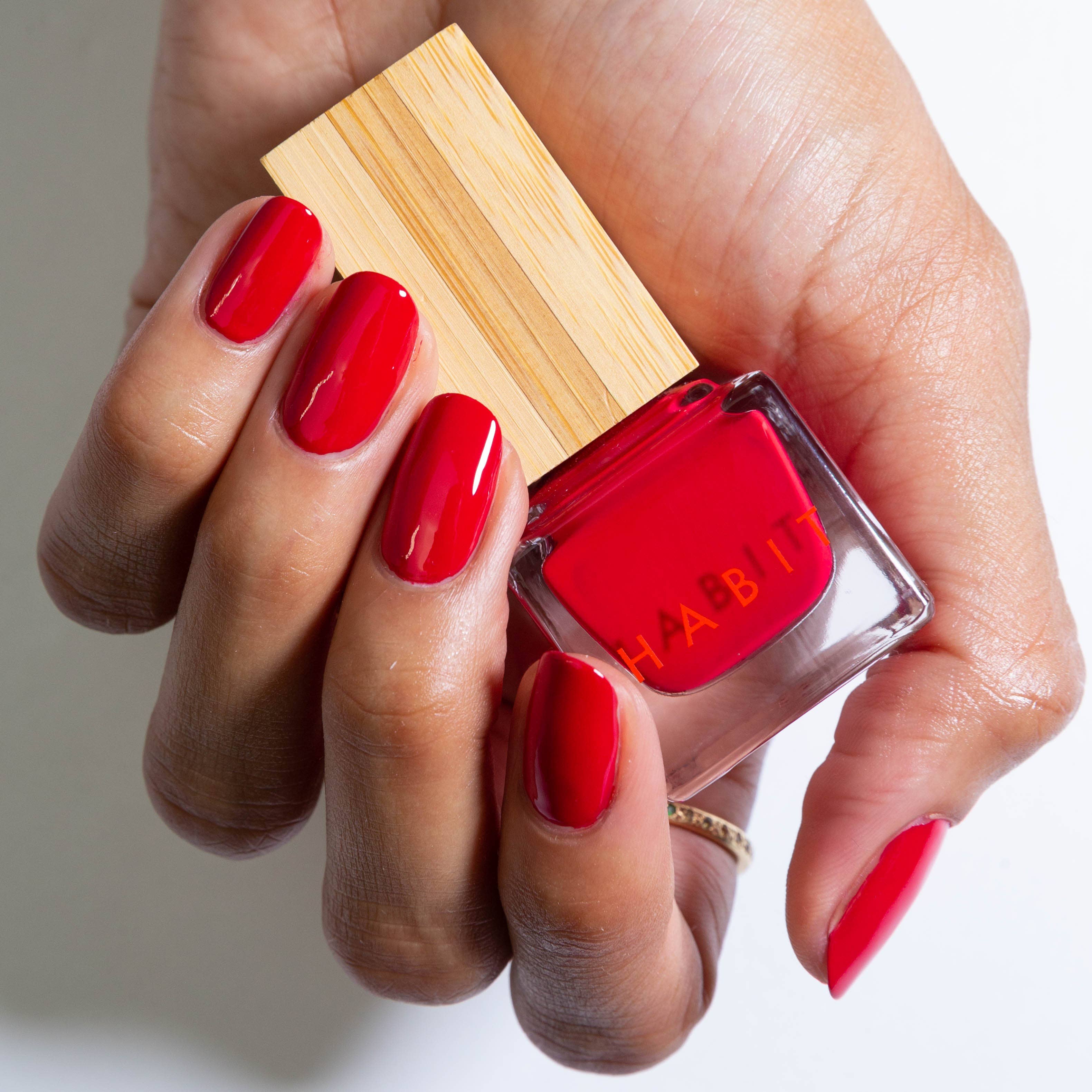 14 Hussy | Habit Cosmetics
